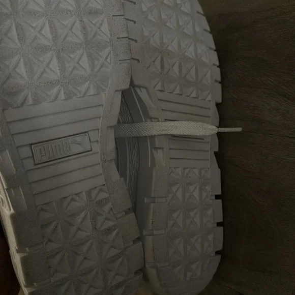 Puma Women’s Mayze Classic Sneakers White, 6.5 UK - Picture 5 of 5